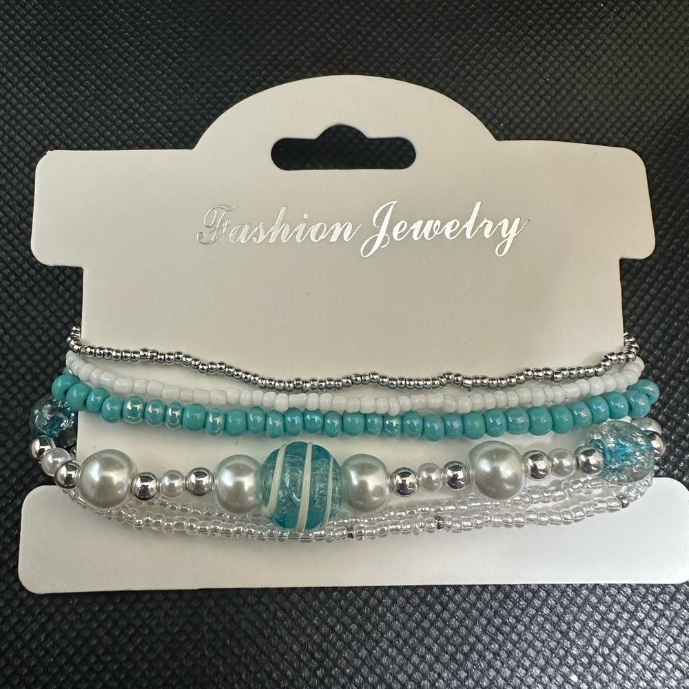 Fashion Jewelry Turquoise and Silver Bracelet Set